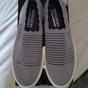 Skechers Poppy Breezy Street sneakers